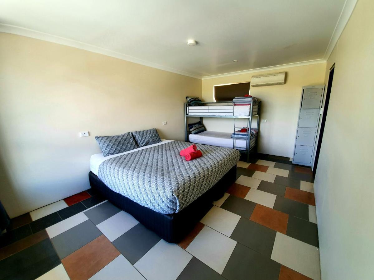 Jump Inn Alice Budget Accommodation Alice Springs Eksteriør bilde